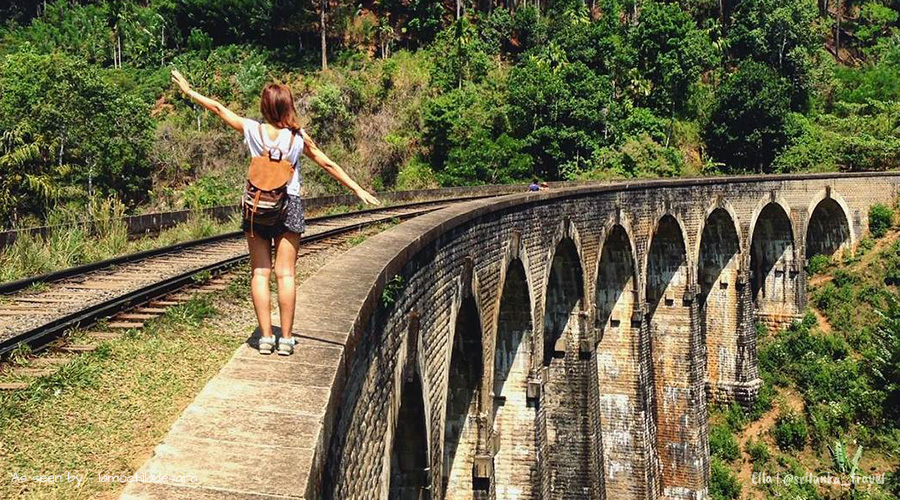 Image gallery marquee